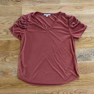 Rust shirt with rouched sleeves